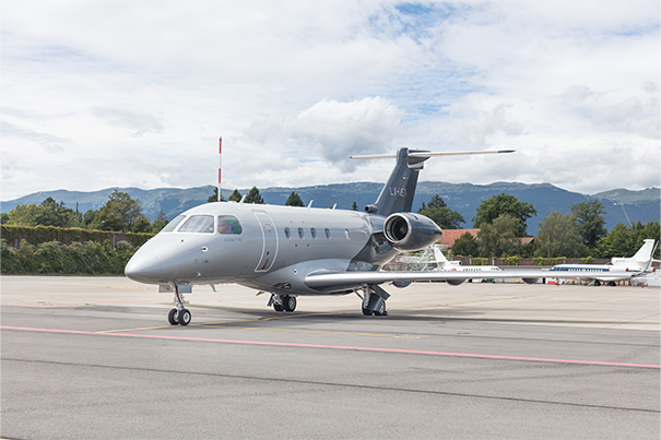 Embraer Legacy 450 Private jet