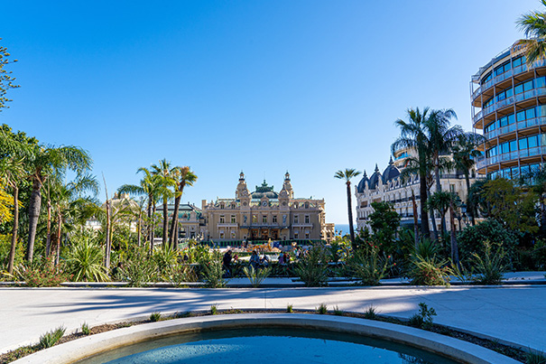 Luxurious shopping at One Monte-Carlo