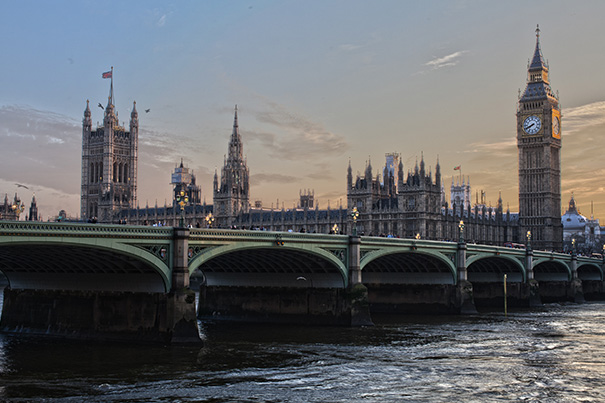 Dinner cruise on Thames River