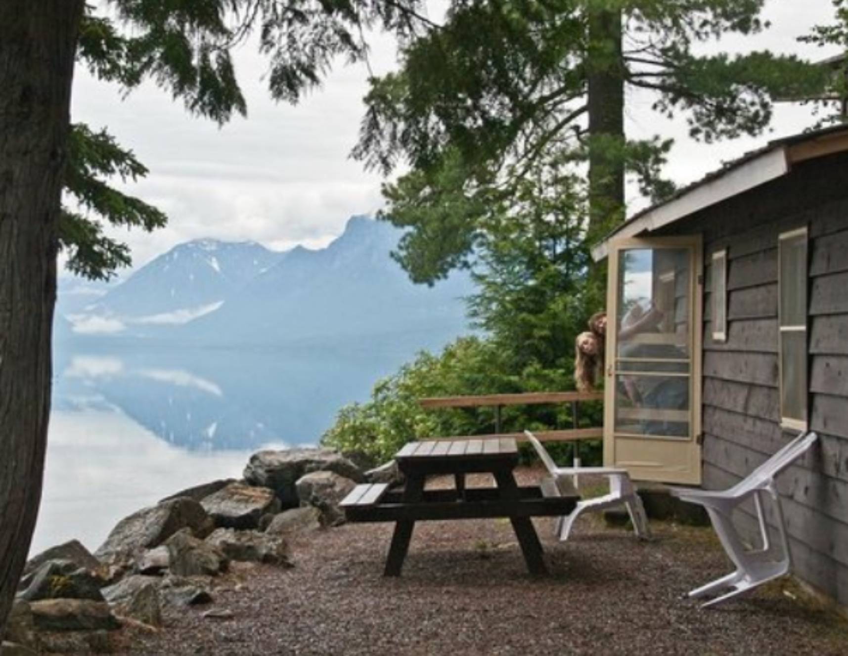 Apgar Village Lodge and Cabins