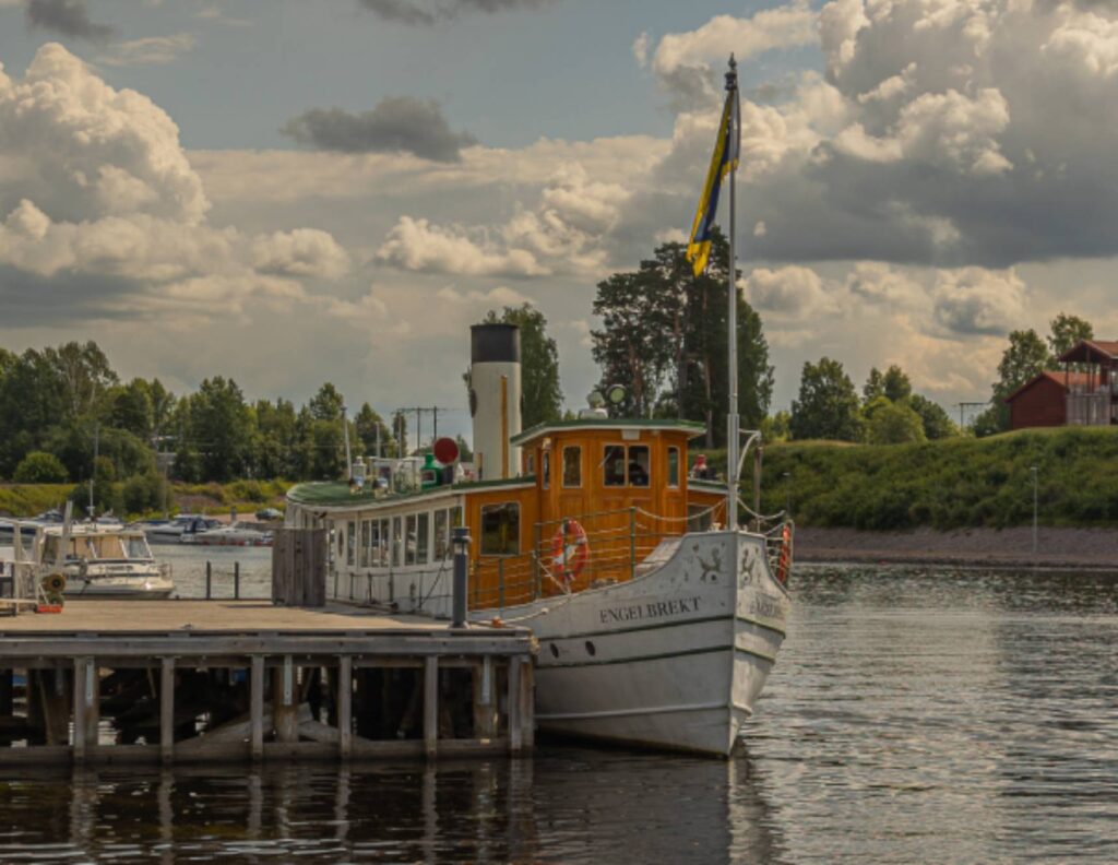 boat on Saint Mary Lake